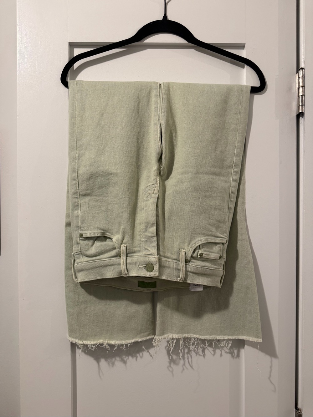RARE! Mother Weekender Jeans in Second Chance - Picture 3 of 14